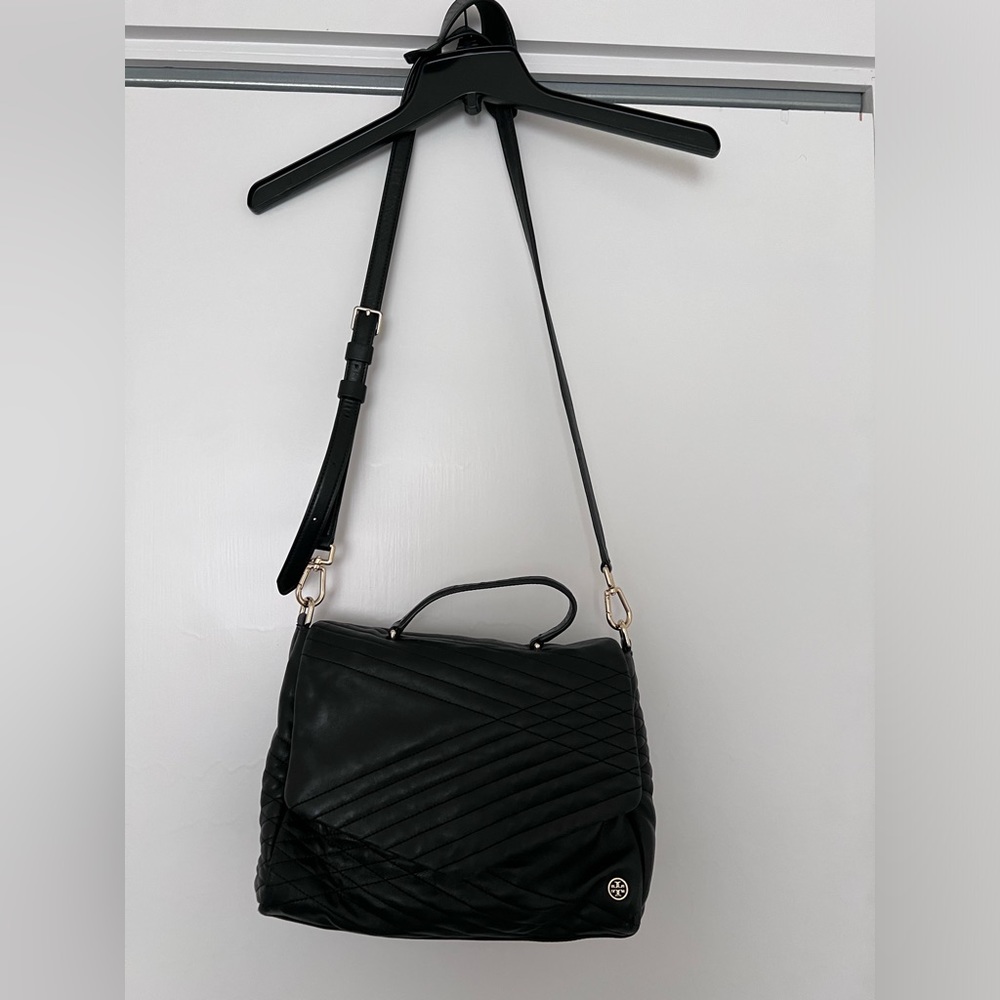 Tory Burch, black leather Chevron patterned handbag
